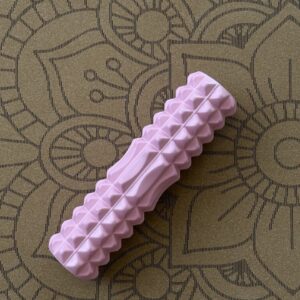 Růžový pěnový masážní váleček EVA – 30 × 7,5 cm